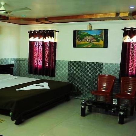 Hotel Manorama Inn Khammam Eksteriør bilde
