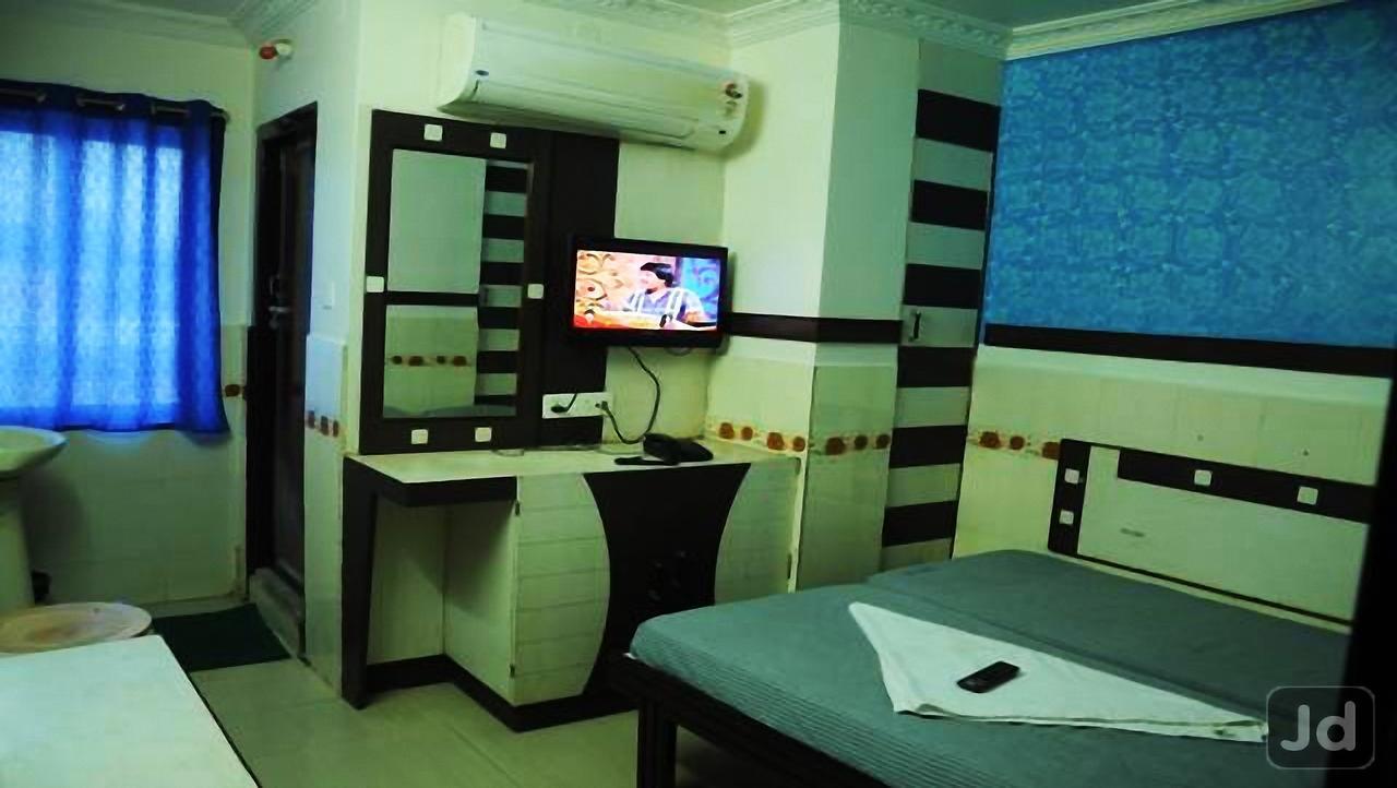 Hotel Manorama Inn Khammam Eksteriør bilde