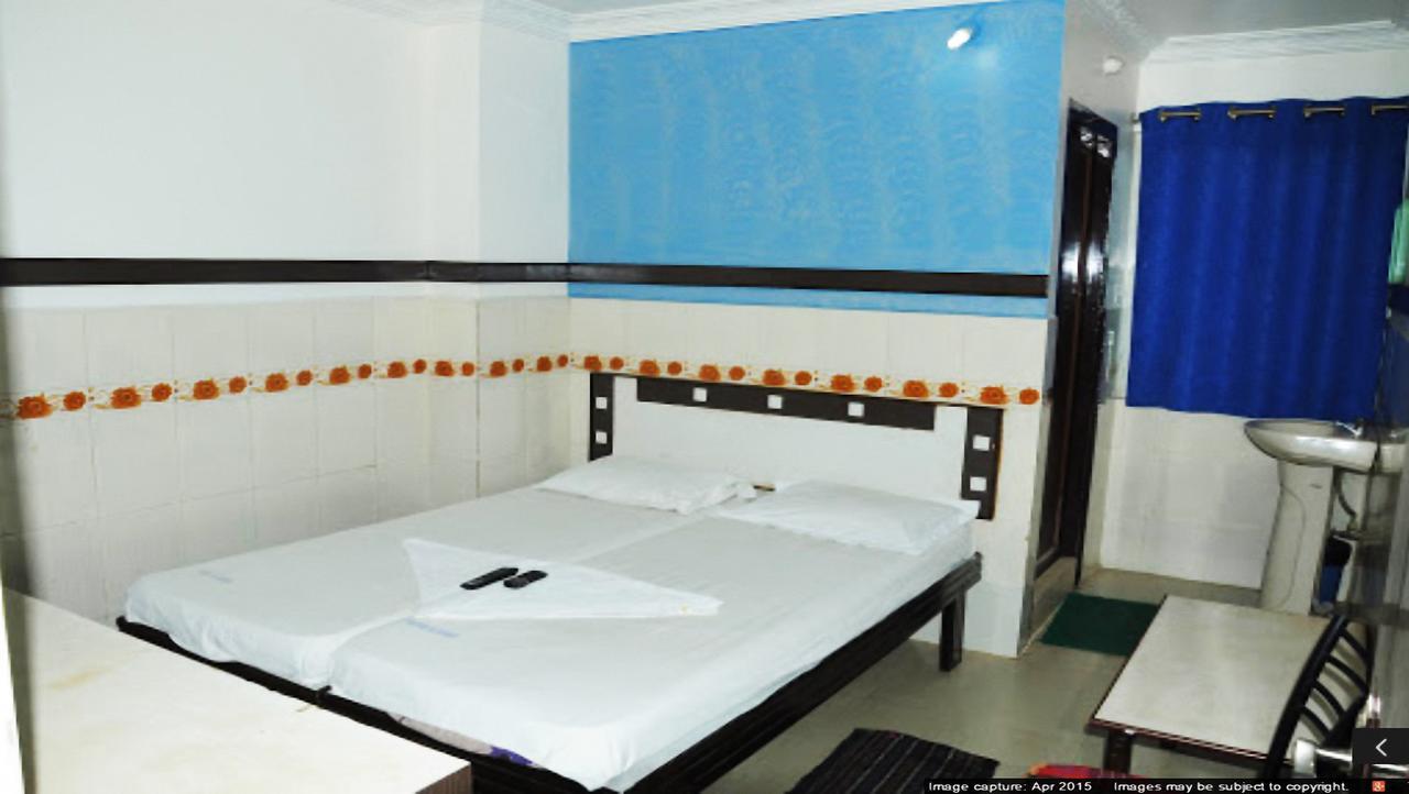 Hotel Manorama Inn Khammam Eksteriør bilde